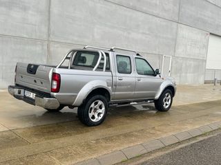 Nissan Navara 2005