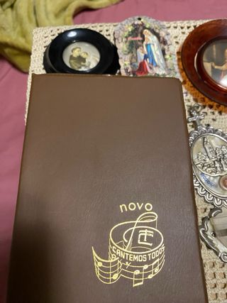 Lote religioso varios artículos