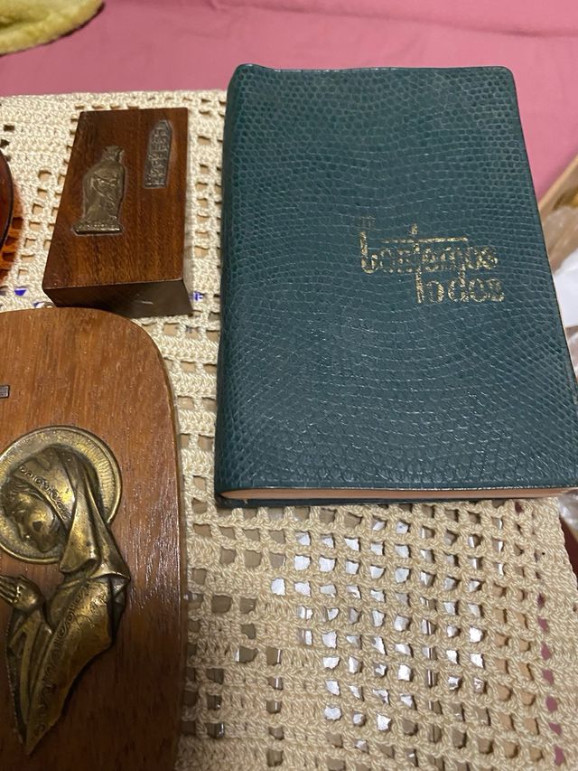 Lote religioso varios artículos