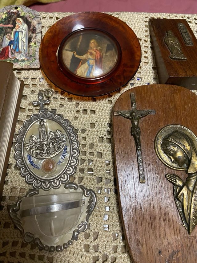 Lote religioso varios artículos