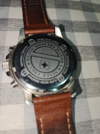 Reloj Swiss Military Marrón y Plateado