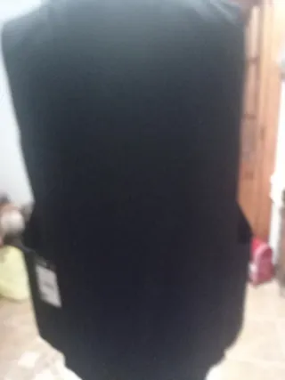 Chaleco negro Zara
