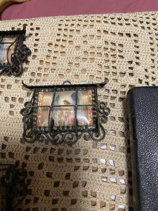 Lote religioso: marcos y libros