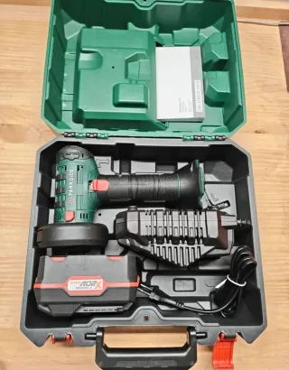 Miniamoladora Parkside 20V 76mm