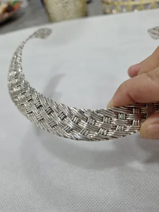 Collar de plata tejido