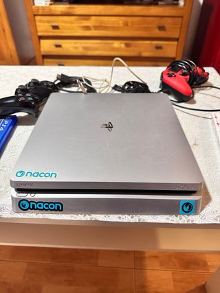 PS4 (PlayStation 4) Plata