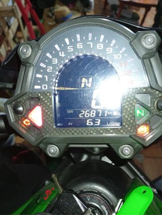 Kawasaki Z900 Verde y Negra