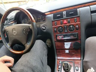 Mercedes-Benz Clase E 2003