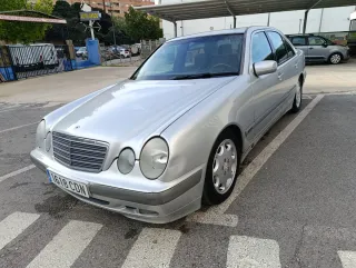Mercedes-Benz Clase E 2003