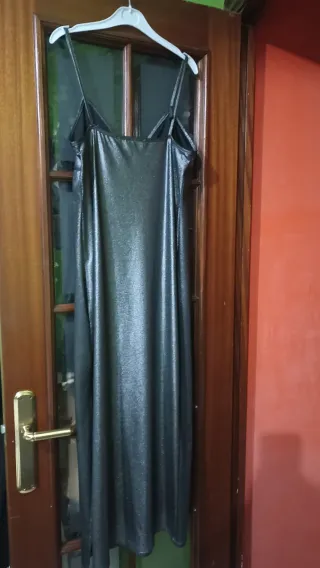 Vestido Bershka fiesta plateado