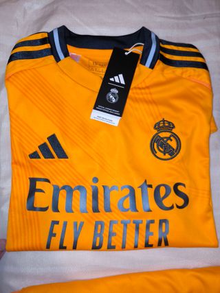 Conjunto Real Madrid Niño Talla 15-16 Años nuevo