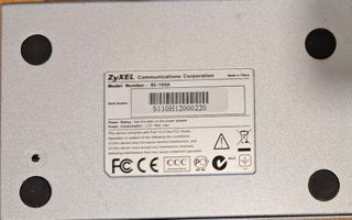 Switch Ethernet ZyXEL ES-105A 5 porte
