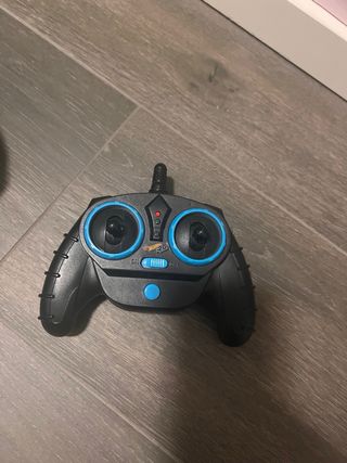 Coche teledirigido doble cara