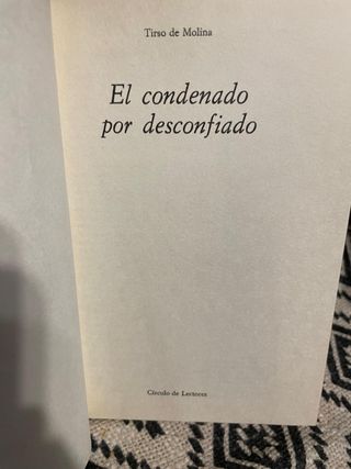 Lote 4 libros Pequeño Tesoro 2,5 euros libro