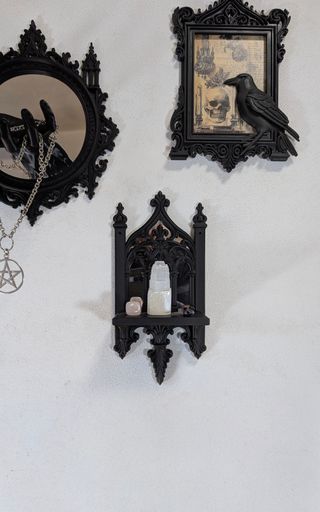 Prateleira Gótica com Espelho