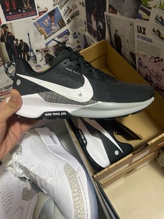 Nike React Pegasus Trail 5 Negro Blanco