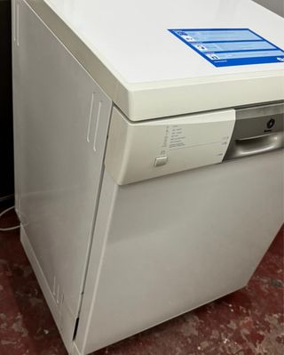 LAVAVAJILLAS BALAY DOS BANDEJAS EN BLANCO