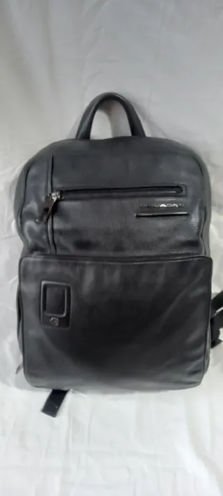 Zaini Piquadro e The Bridge in pelle