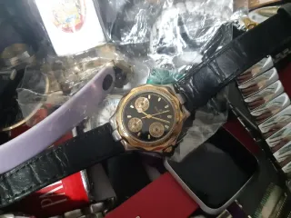 Lote de relojes y joyería
