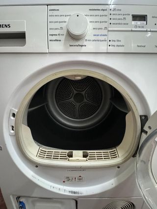 SECADORA DE CONDENSACIÓN SIEMENS DE 7 KILOS