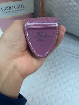 Perfume Carolina Herrera Good Girl Fantastic Pink