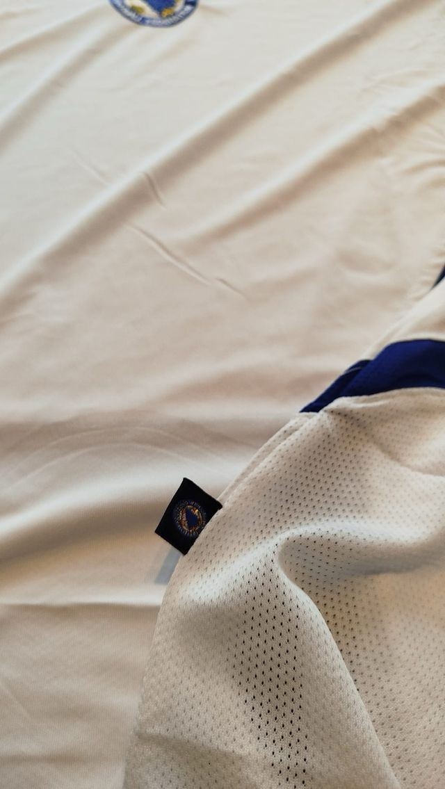 Camiseta seleção Bósnia e Herzegovina 2011/12