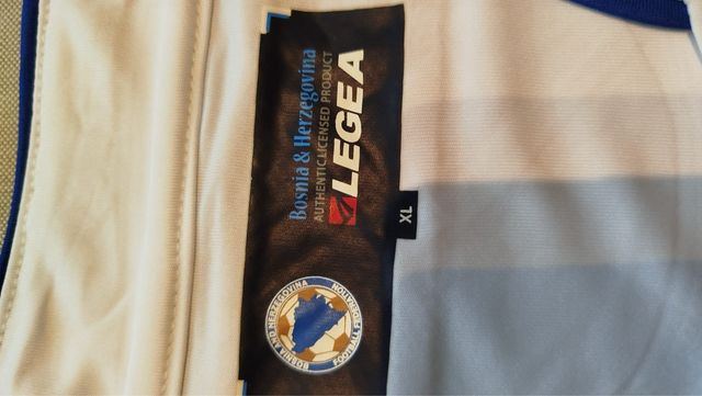 Camiseta seleção Bósnia e Herzegovina 2011/12