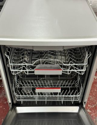 LAVAVAJILLAS BOSCH TRES BANDEJAS EN INOX