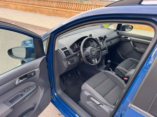 Volkswagen Touran 2012