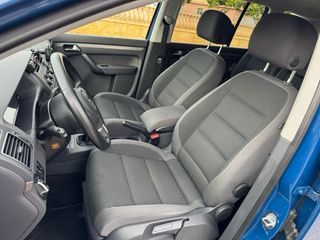 Volkswagen Touran 2012