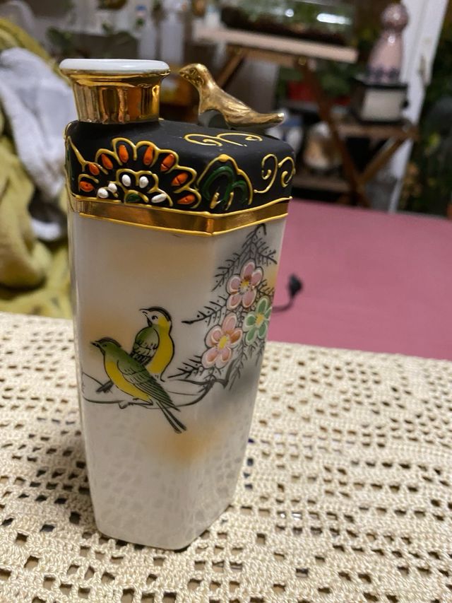 Botella de sake de porcelana china