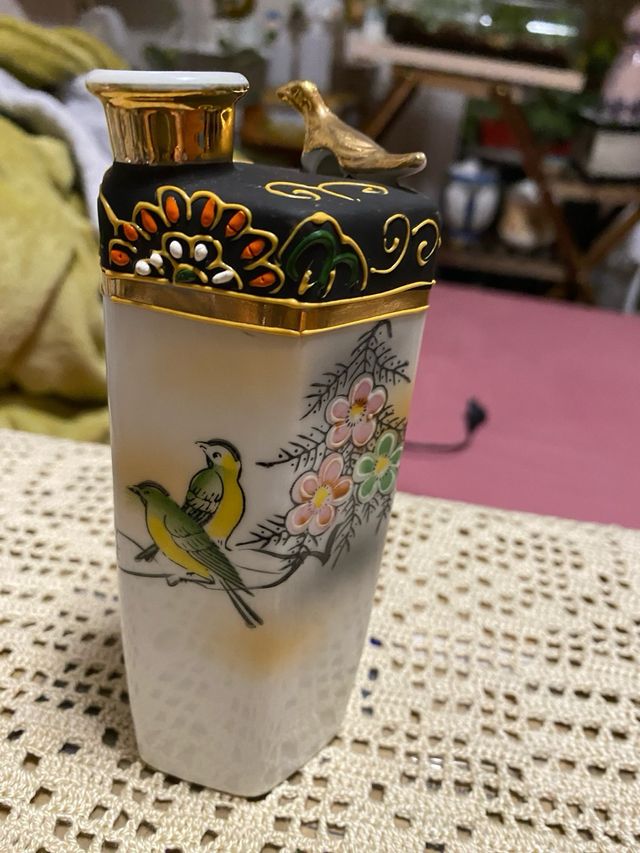 Botella de sake de porcelana china