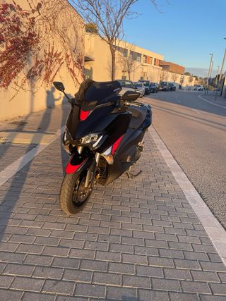 Yamaha TMAX 530