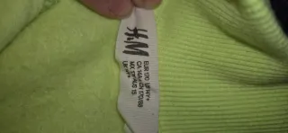 Sudadera verde fosforito con cremallera