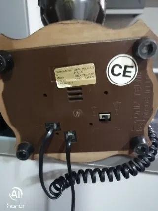 Teléfono antiguo muy bien cuidado