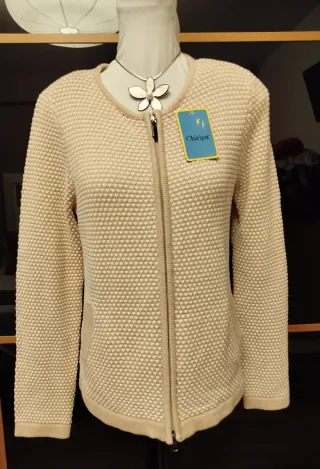 Chaqueta con etiqueta