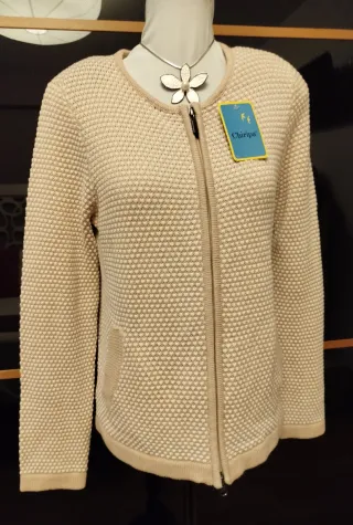 Chaqueta con etiqueta