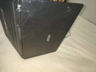 Pacchetto 2 portatili ASUS e Acer