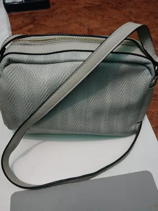 Bolso bandolera gris
