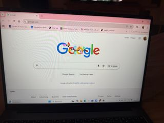 Huawei Matebook D16 Gris Poco Uso está impecable