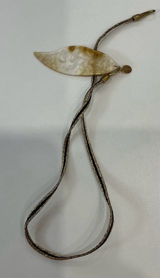 Colgante BySus hoja dorada y blanca