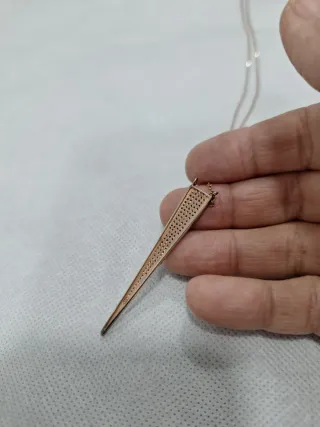 Conjunto Plata Collar y Pendientes Triángulo