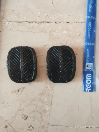 Fundas Pedales NUEVAS Seat 850 y 133 (2 unidades)