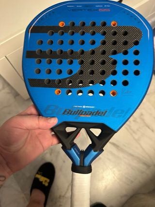 Pala Bullpadel Vertex 05 Geo  de cardona e