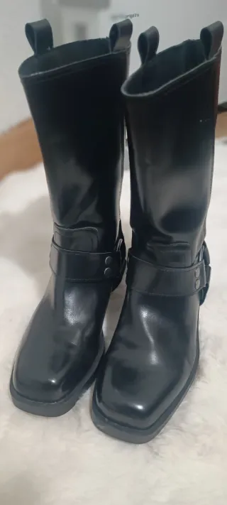 Botines Biker Planos Talla 35 Negros