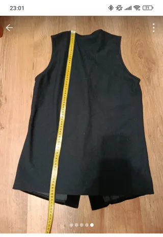 Chaleco negro C&A talla 38