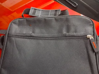 Bolso de hombre negro