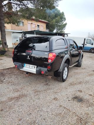 Mitsubishi L 200 2007