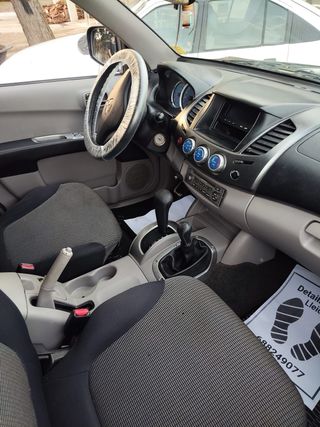 Mitsubishi L 200 2007