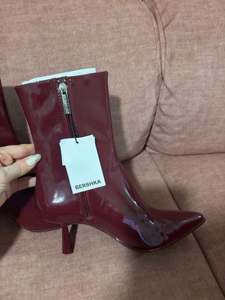 Botín Bershka Burdeos Talla 36